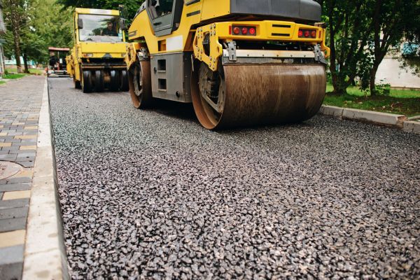 Gravel And Tar Paving in Longmont